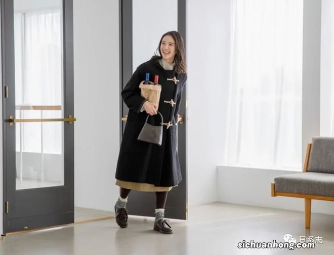 这种清新简约的穿搭，才是我认识的日系风格啊！