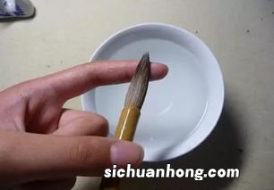 新毛笔的正确开笔方法