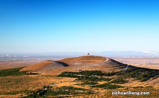 大同是历史文化名城之一,素有“凤凰城”和“中国煤都”之称