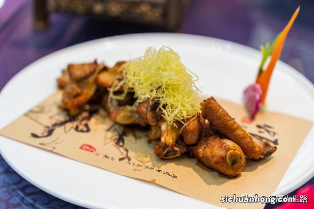 冬游峨眉,踏进“雾凇”织就的绝美仙境