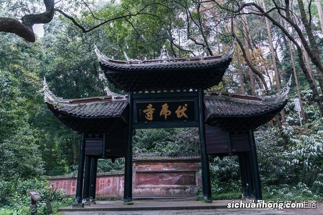 冬游峨眉,踏进“雾凇”织就的绝美仙境