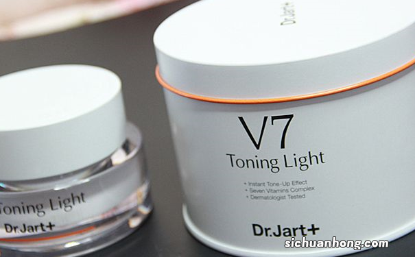 护肤品美白成分有哪些？有哪些效果好的美白物质？