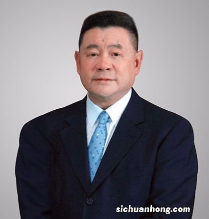 刘銮雄开发布会辟谣 此前被曝与前女友吕丽君逛街