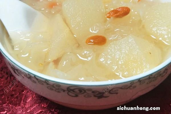 冰糖雪梨加生姜可以吗?冰糖雪梨加生姜会怎样