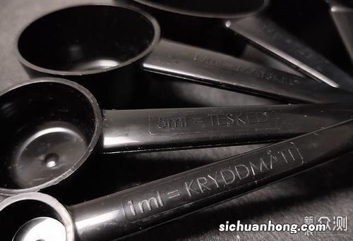 放在烤盘上的纸是什么