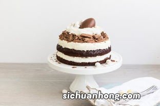 蛋糕上的奶油什么做的吗