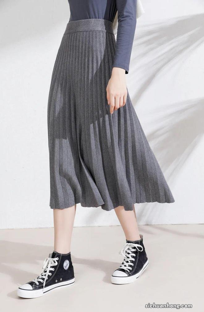 少了这条“温柔天花板”裙子,根本没法过冬天