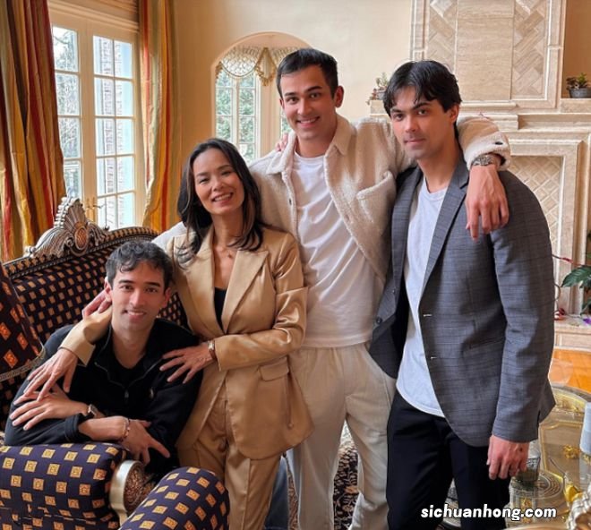 韦唯在美国豪宅开派对！海鲜大餐摆满桌，3个儿子超像家暴老爸