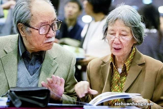 葛优母亲去世!一天之内7位老戏骨艺术家传噩耗,众星发文悼念