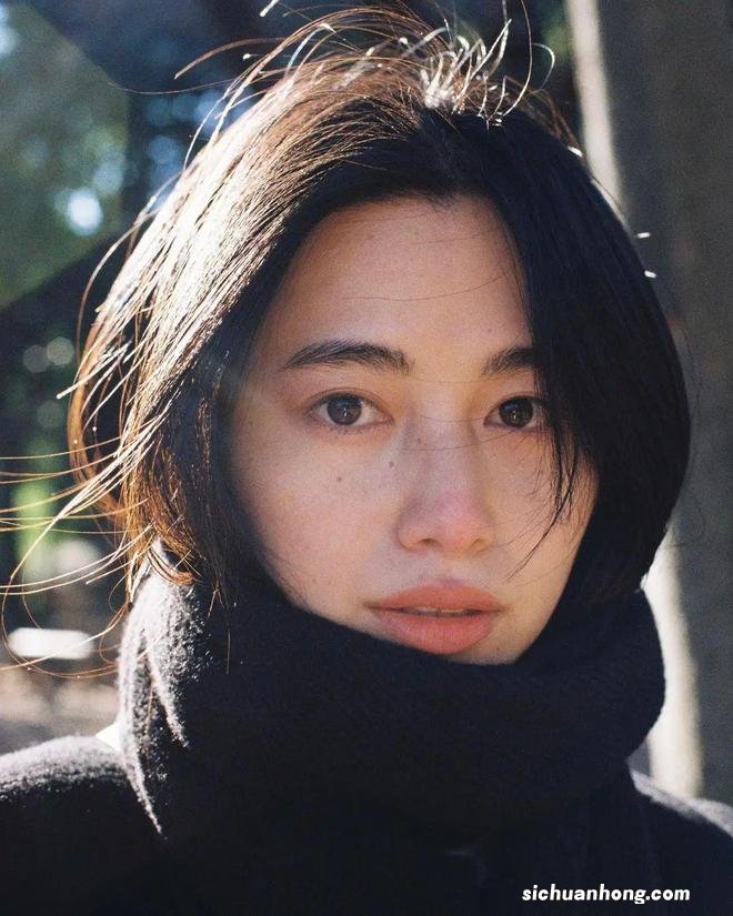 谁能拒绝「英气颜」女友?
