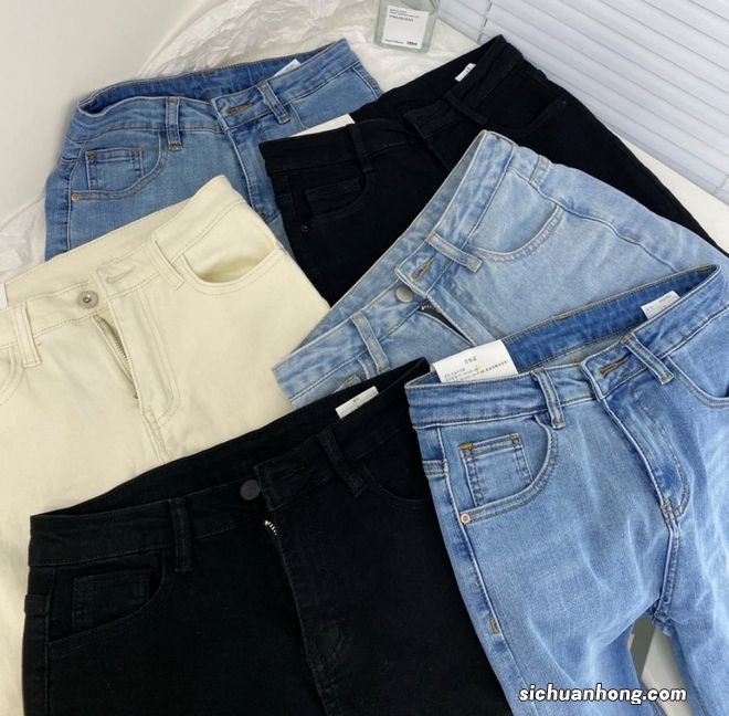 烂大街的阔腿裤别再穿了!现在流行这么穿,保暖又显瘦!