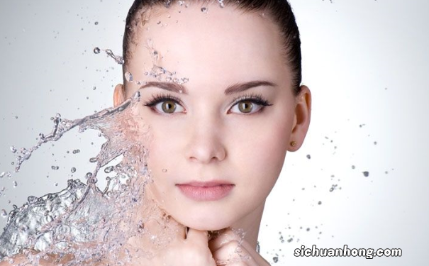 为什么皮肤的水分会减少？皮肤的水分是怎么流失的？