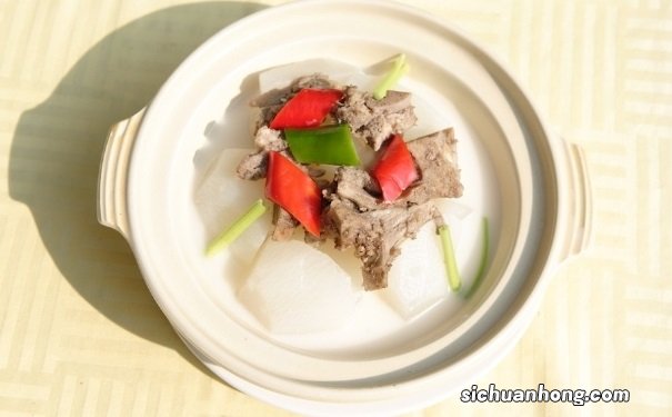 秋季煲汤吃什么好?秋季最适合煲汤的几种食物推荐