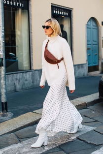 搭配白色上衣搭配什么 白色上衣搭配方法