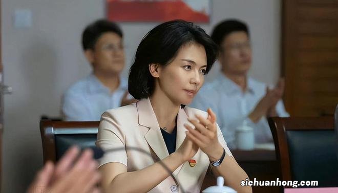 胡歌新剧差评一片,剧情老套、配角抢戏,黄磊成全剧最大败笔