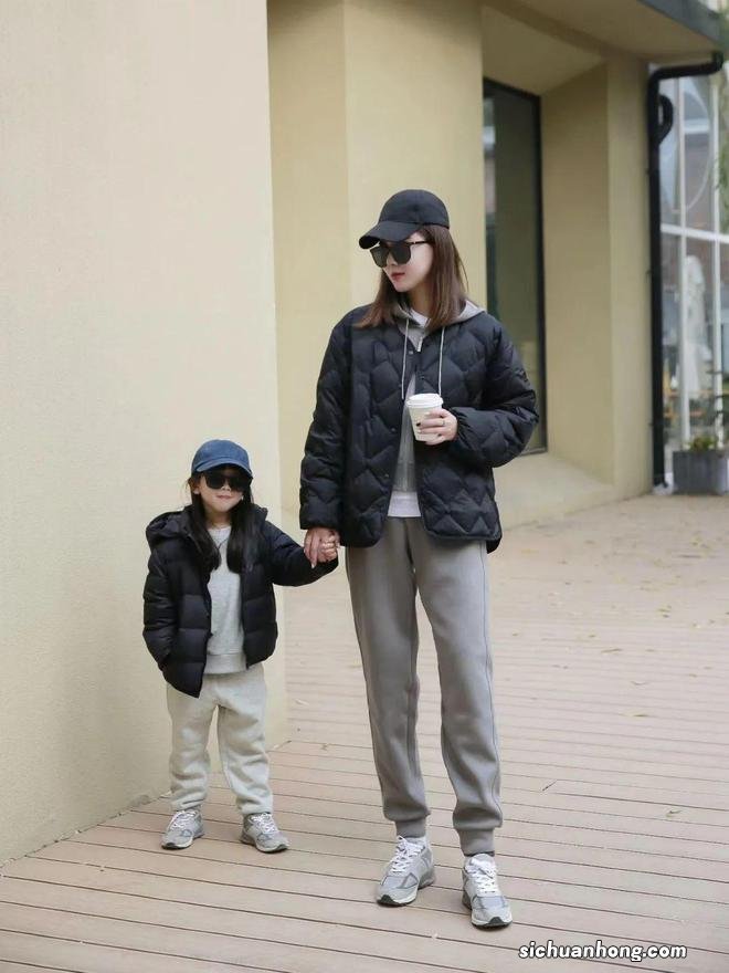 羽绒服里面穿什么?今年最流行这4款内搭,让你美爆整个冬!