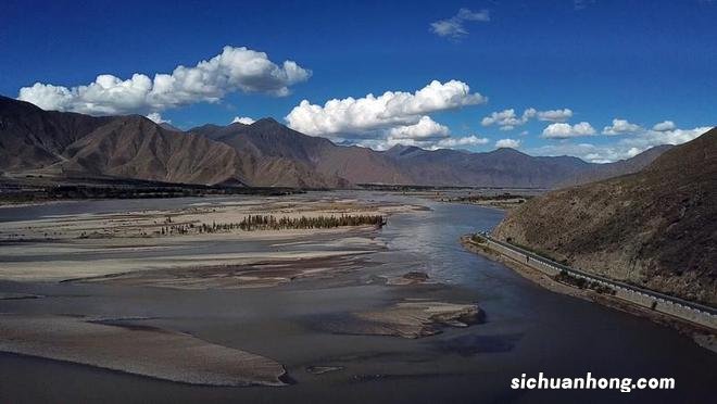 雅鲁藏布江：中国最长的高原河流