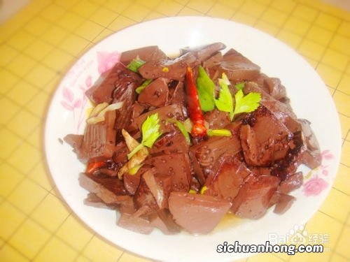 猪血炒白菜怎么做好吃法