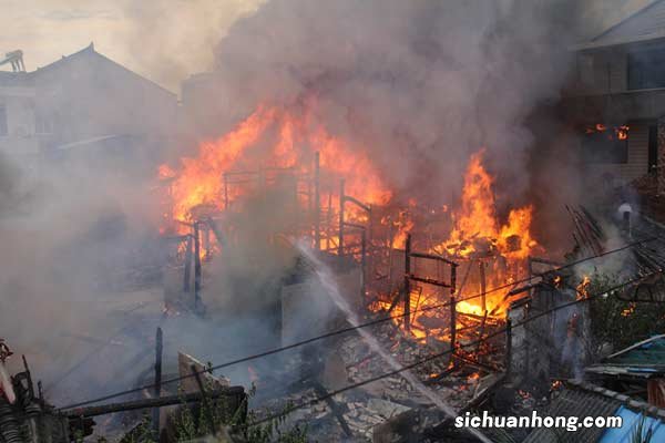 梦见别人的房子着火了是什么意思