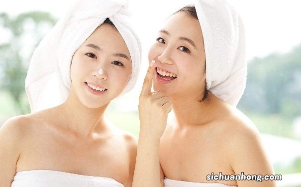 秋季洗脸要避免哪些误区?秋季洗脸要注意些什么?