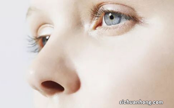 为什么脸色总是黄黄的？肌肤暗黄该怎么护理呢？