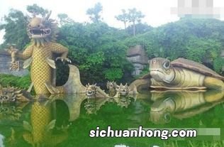 梦见龙在水里游是什么意思