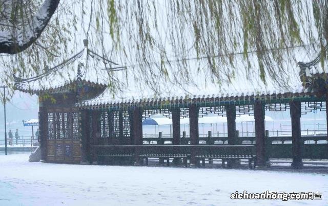 瑞雪罩长春 赏雪、玩雪成为最美一景