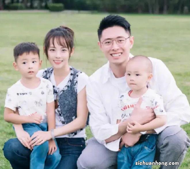 张嘉倪早就发现老公出轨?买超送999朵玫瑰遭冷落,已5个月无互动