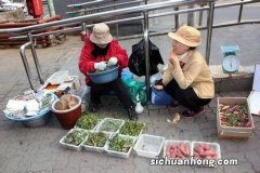 女人梦到卖东西什么意思