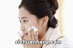 怎么保养肌肤让肌肤水嫩？如何拥有水嫩光滑肌？