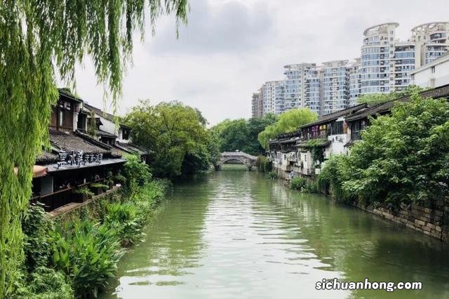 不止西湖，杭州这处全天开放的古街，文艺范十足，还藏有众多小店