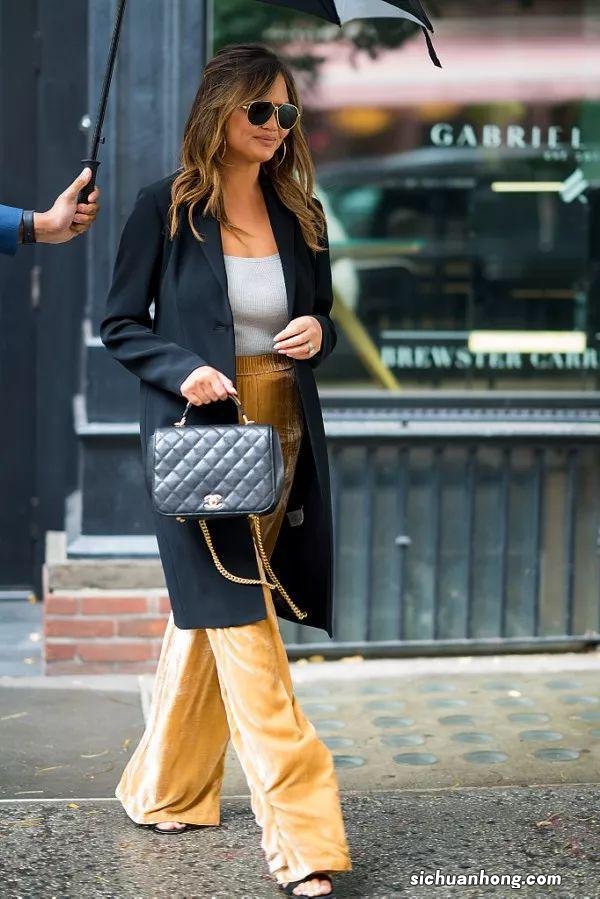 比打底裤更适合外穿的丝绒裤,有哪些优势?