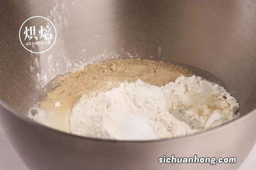 用什么粉做出绿色曼头
