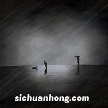 已婚女人梦见倾盆大雨是什么意思