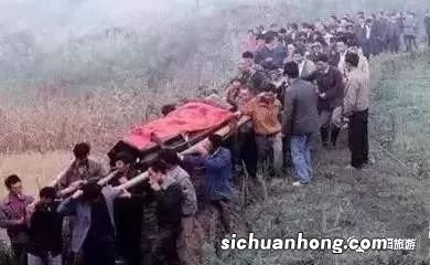 梦见送死人什么意思