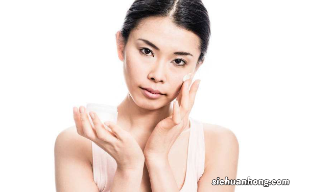 女人不同年龄段如何护肤？25岁的女人该怎样护肤？