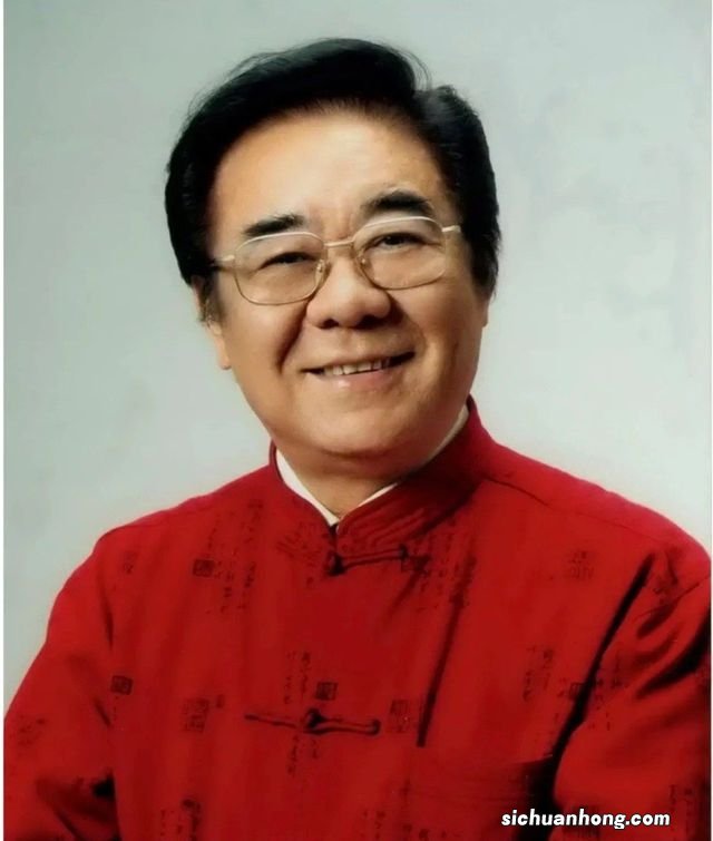 金铁霖告别仪式在京举行，儿子金圣权黑衣现身，眼底青黑显憔悴