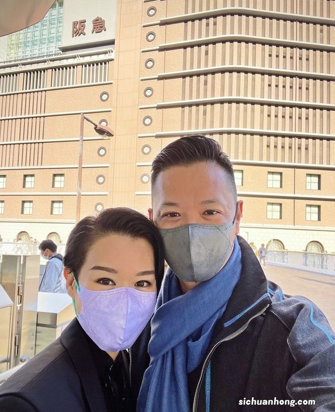 李乘德带胡杏儿出国旅行庆生,携妻逛街购物看日出,享受二人世界