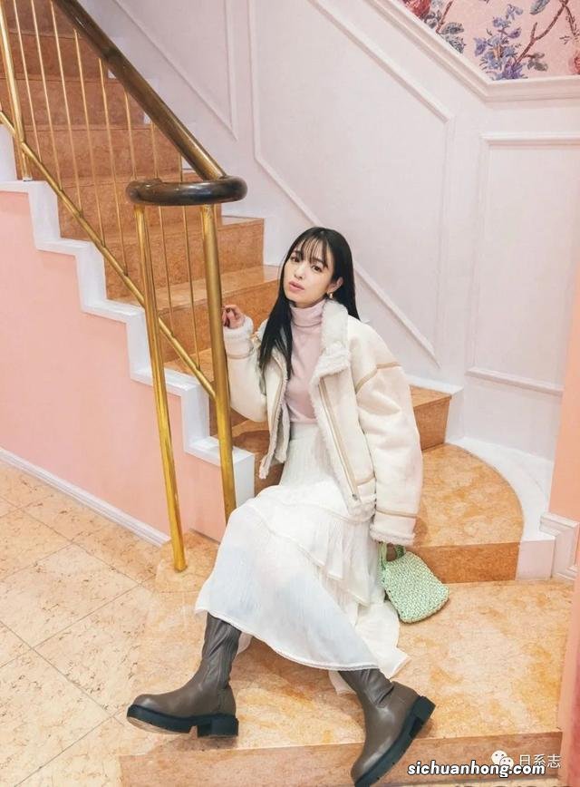 穿长筒靴必须要知道,保持平衡美的4个技巧