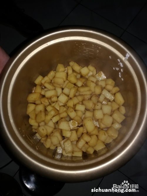 怎么用电饭锅做土豆饭