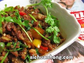 牛蹄筋和什么莱一齐炒