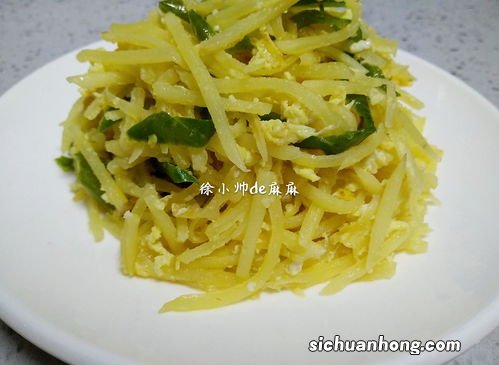 鸡蛋不能与什么一起炒