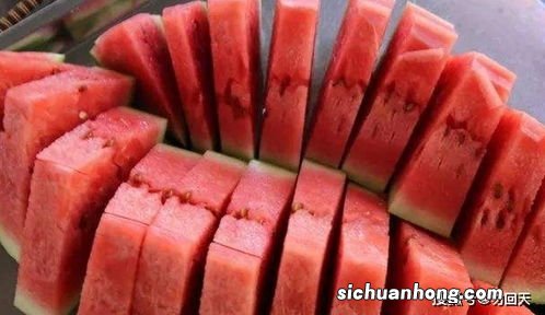 怀孕浮肿吃什么食物