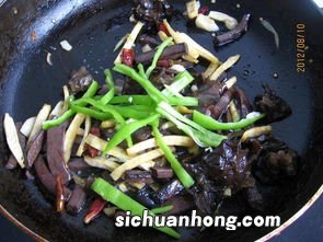 怎么炒猪血和豆腐干