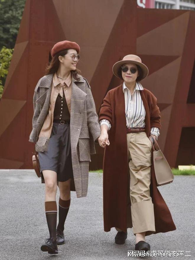 大衣+阔腿裤，大衣+裙子，教你用这两个公式承包“初冬”时尚