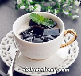 仙草冻加沸水烧多久