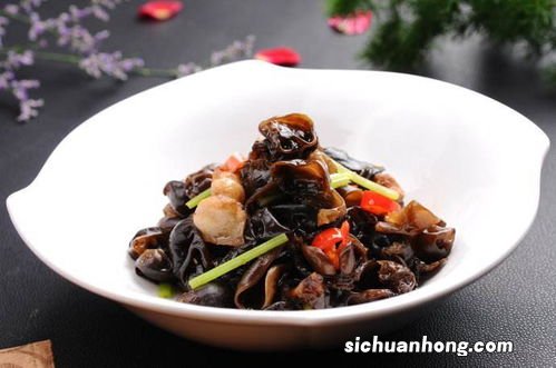 云南木耳炒肉怎么做好吃