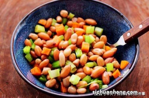 水煮花生米要浸泡多久