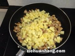 云豆土豆鸡腿肉怎么做