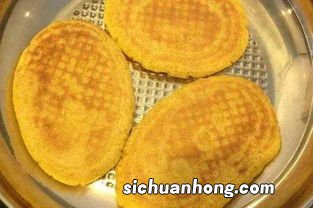 玉米面做的大饼子怎么做好吃